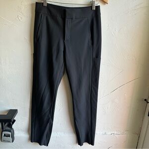 Athleta Black Athletic Pants 4 Slim Travel Workwear Athleisure Minimalist